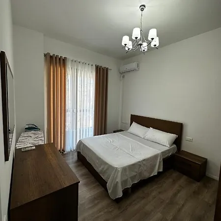 Myhouse At 21 Dhjetori Apartamento
